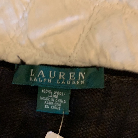 Lauren Ralph Lauren Black and Gold Emblem Scarf- 42x42 - Picture 5 of 5